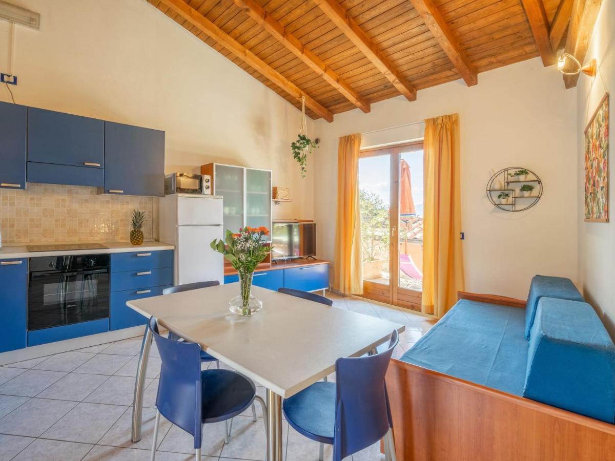 Apartment Residenza Agrifoglio-8 By Interhome Luino Kültér fotó